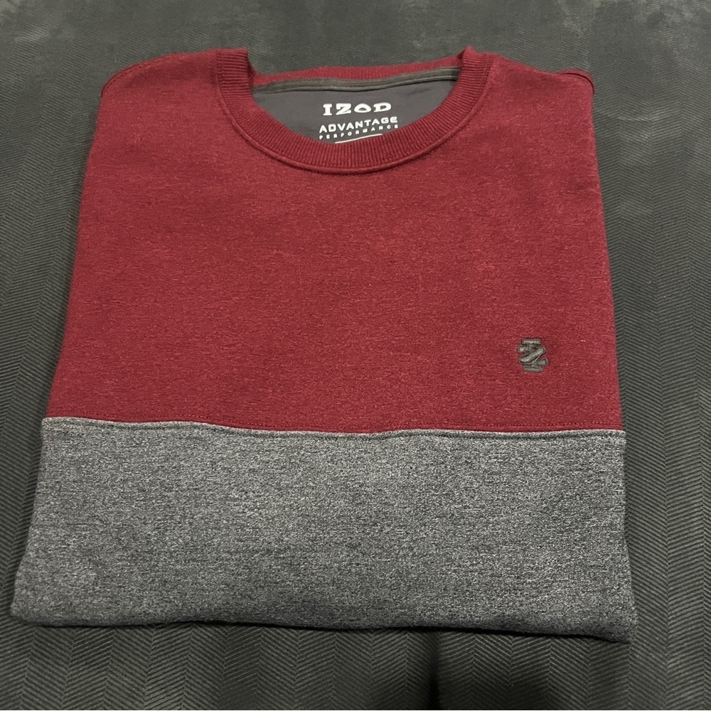 Izod Men's Burgundy and Gray Colorblock Crewneck Sweater